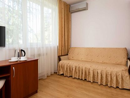 2-местный 1-комнатный комфорт без балкона (кор. Черноморский)
